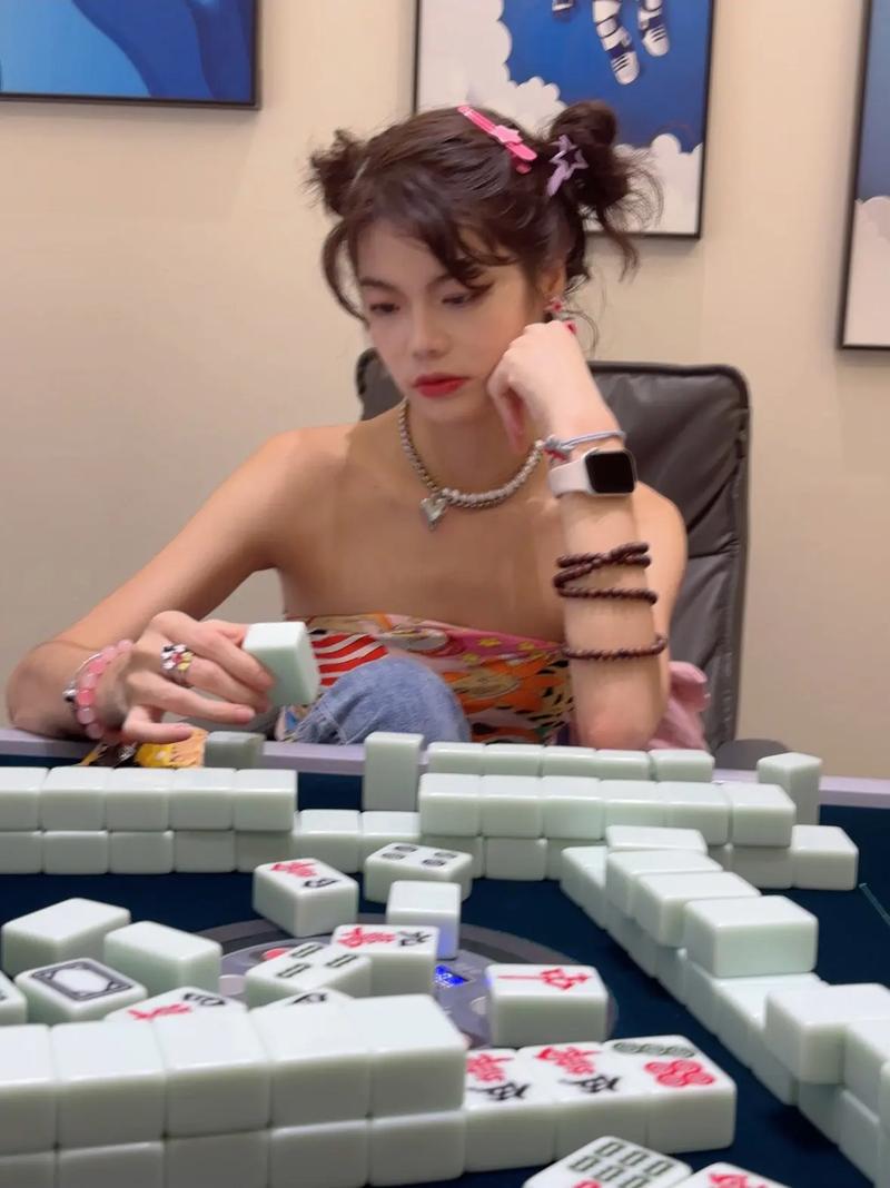 探秘美女麻将游戏的魅力，探索社交与娱乐的新天地