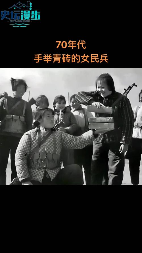 青春与泥土共舞—美丽女锄手的故事